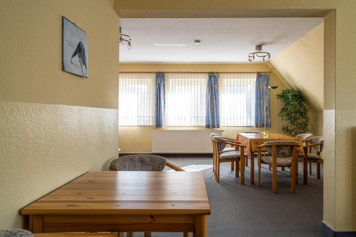 6, Waldesruh Apartment *