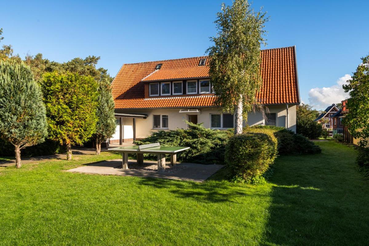 6, Waldesruh Apartment *
