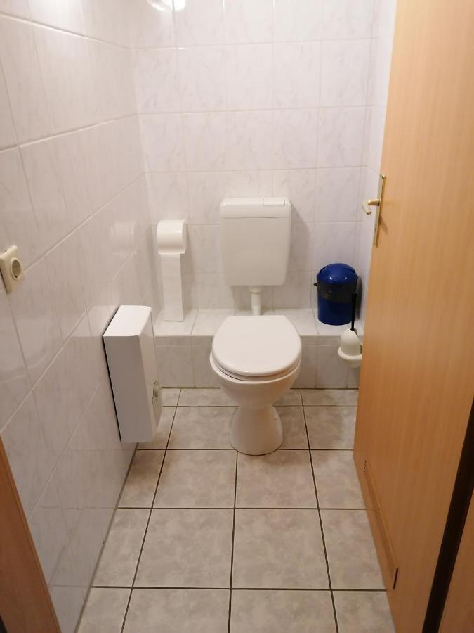 Apartment 6, Waldesruh *